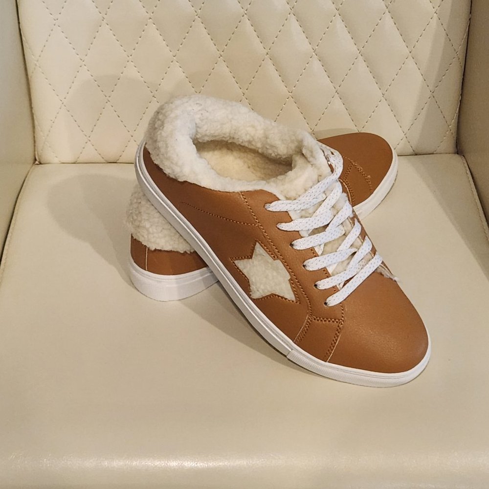 Women's Portland Brown Sneakers- white/gold laces . Sz 9. Excellent Condition - Picture 6 of 14
